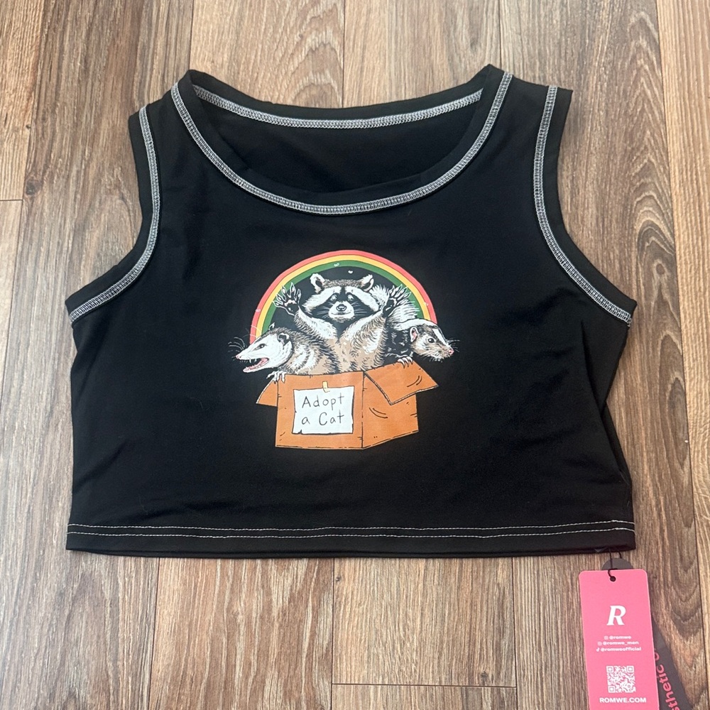 ROMWE Black Crop Tank Top with cute Animals and rainbow printed